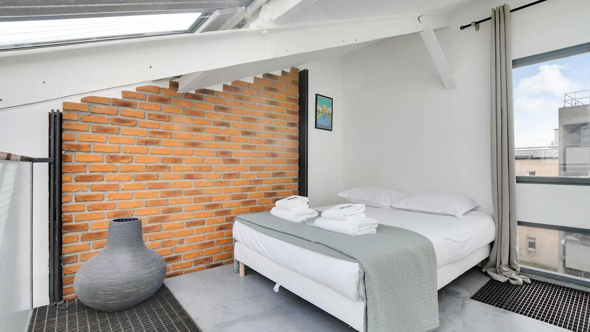 Somptuous Terrace-2br-6pcenter Of Paris